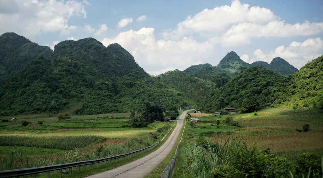 Top điểm du lịch miền Bắc tuyệt đẹp và kinh nghiệm thuê xe